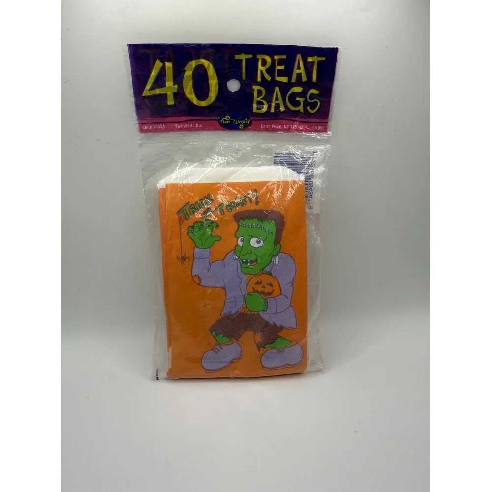 Vtg Halloween Trick or Treat bags Pumpkin Ghost 1995 80 NOS Paper & Plastic